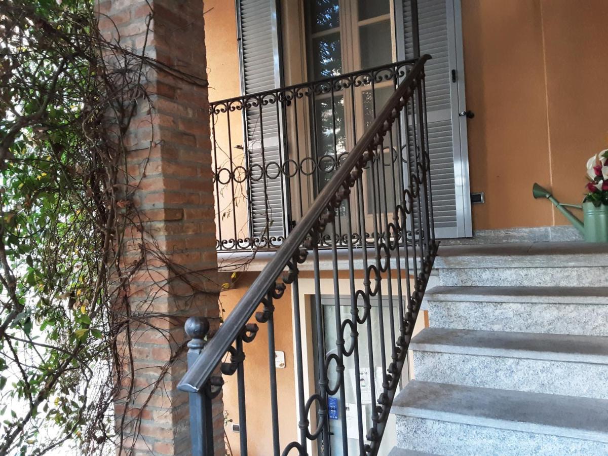 Corte Delle Rose Voghera Buitenkant foto