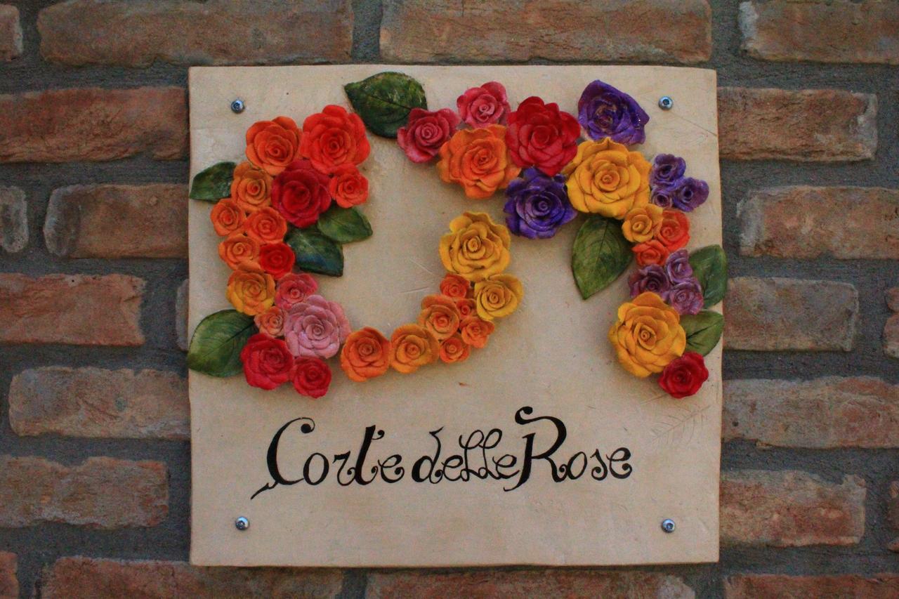 Corte Delle Rose Voghera Buitenkant foto